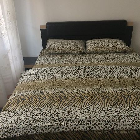 Voxx Apartment Orşova Extérieur photo