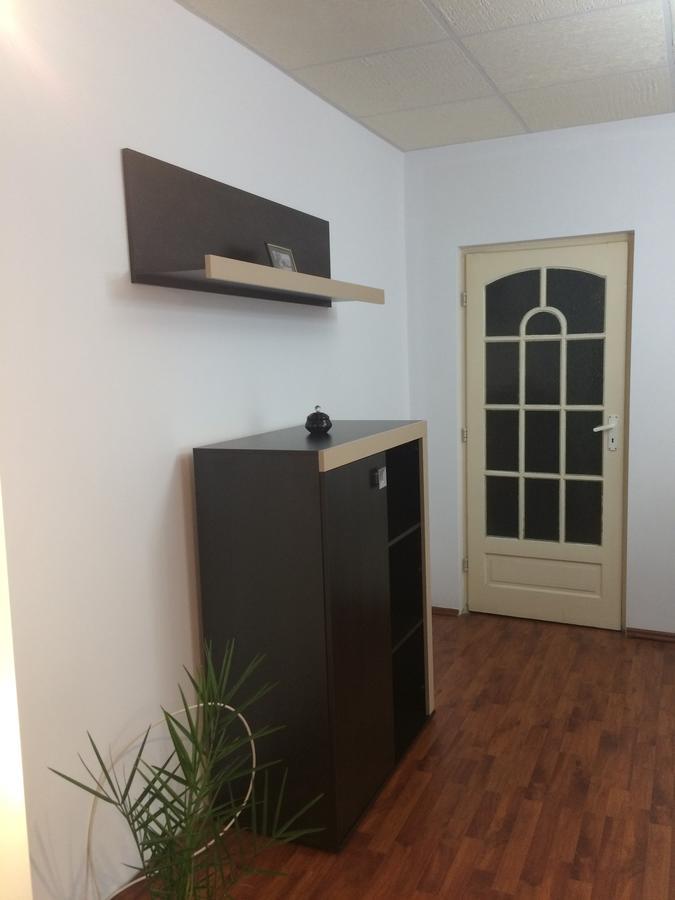 Voxx Apartment Orşova Extérieur photo